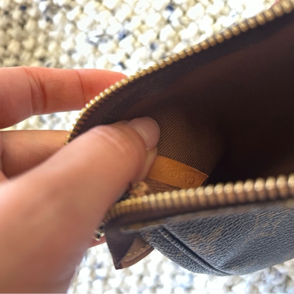 Louis Vuitton Monogram Pochette Accessories - Picture 8 of 11